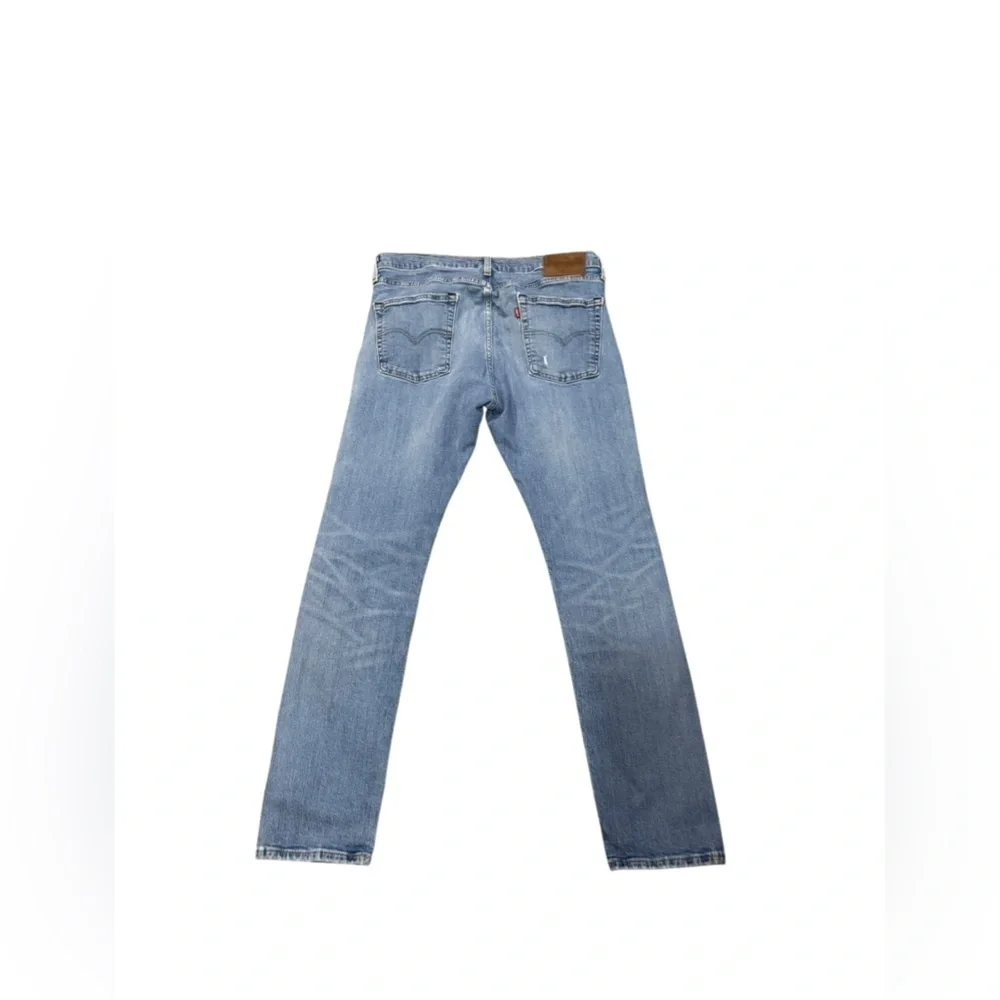 Levi's Men's Relaxed Fit Jeans in Light Blue Premium 510 Denim Sz 33/30 GUC Flaw
